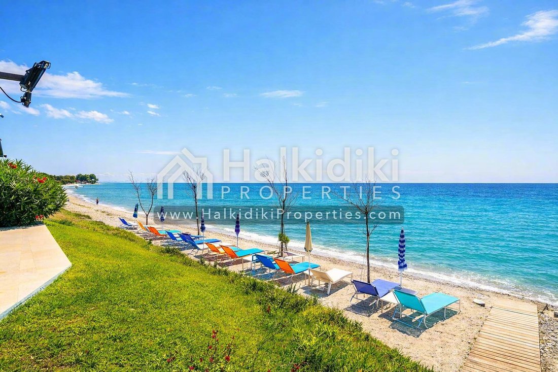 Villa in Kassandra, Macedonia and Thrace, Greece 1 - 11865089