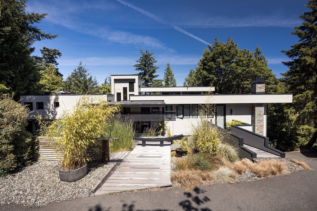 House in Willis Point, British Columbia, Canada 1 - 18272505
