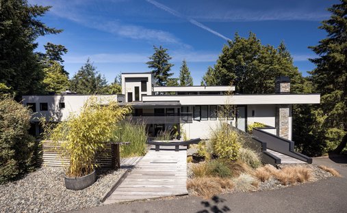 House in Willis Point, British Columbia, Canada 1