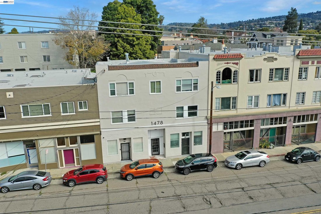 Oakland, California, United States 2 - 18274505