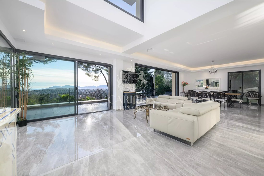 Villa in Mougins, Provence-Alpes-Côte d'Azur, France 5 - 17063077