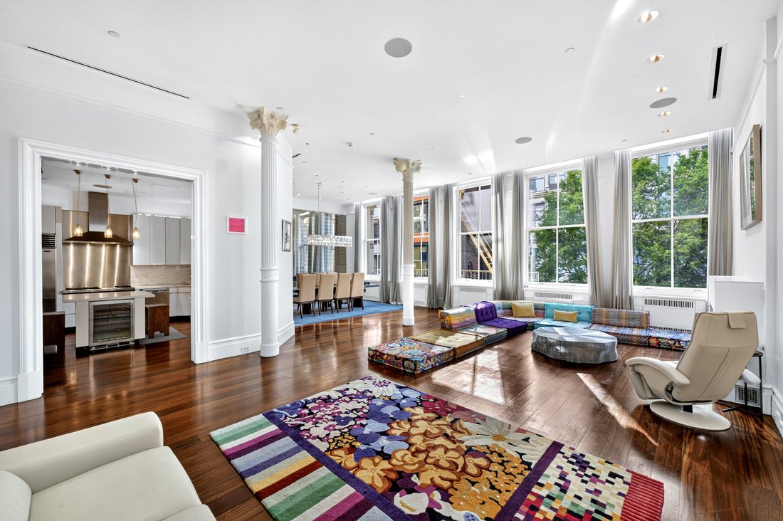 Condo in New York, New York, United States 1 - 18182340