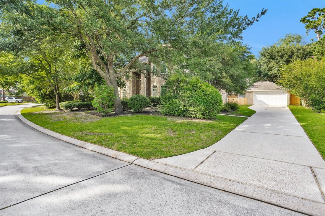 House in The Woodlands, Texas, United States 2 - 18275043