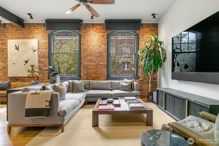 Condo in Seattle, Washington, United States 4 - 18276716