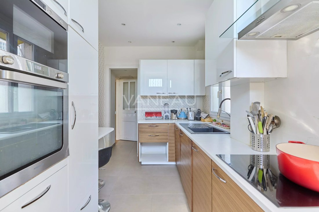 Apartment in Puteaux, Ile-de-France, France 5 - 18275553