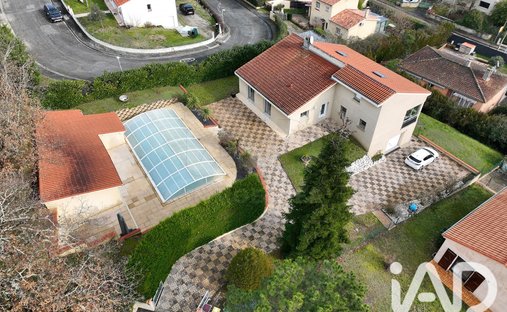 House in Beaupuy, Occitania, France 1
