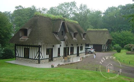 House in Bonneville-la-Louvet, Normandy, France 1