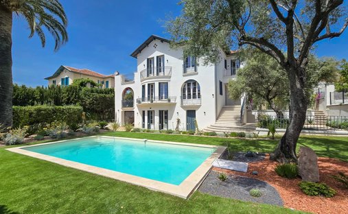 Villa a Saint-Raphaël, Provenza-Alpi-Costa Azzurra, Francia 1
