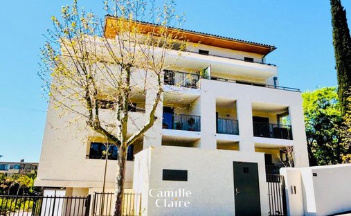 Apartment in Granettes-Jauberte-Sainte Anne, Aix-en-Provence, France 1