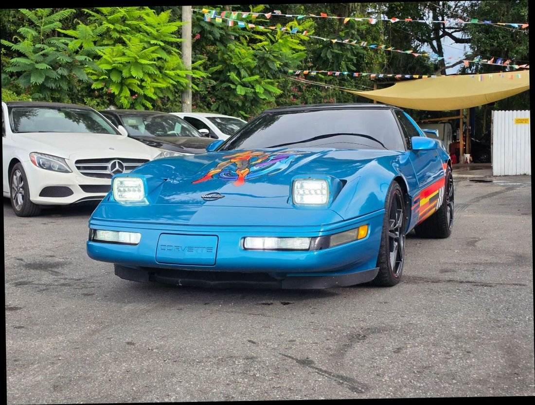 Coupe in Kissimmee, FL, United States 3 - 18275846