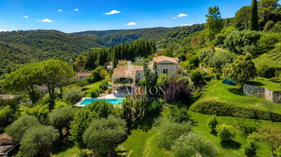 Estate in Centre du Village, La Colle-sur-Loup, France 3 - 18245928