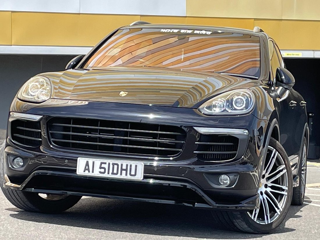 Suv in Derby, United Kingdom 1 - 18270369