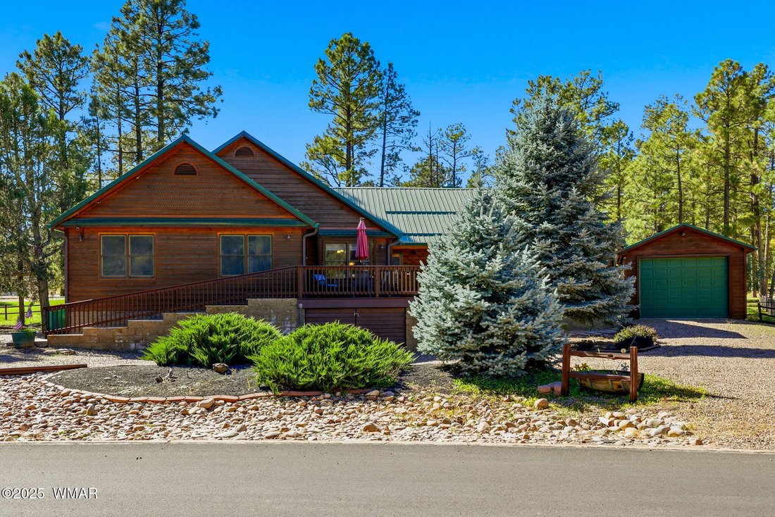Show Low, Arizona, United States 3 - 18273602