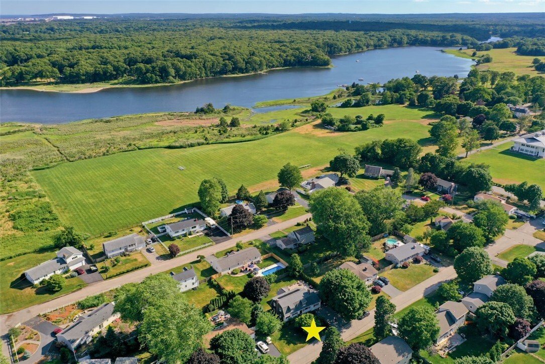 House in Warwick, Rhode Island, United States 3 - 18270717