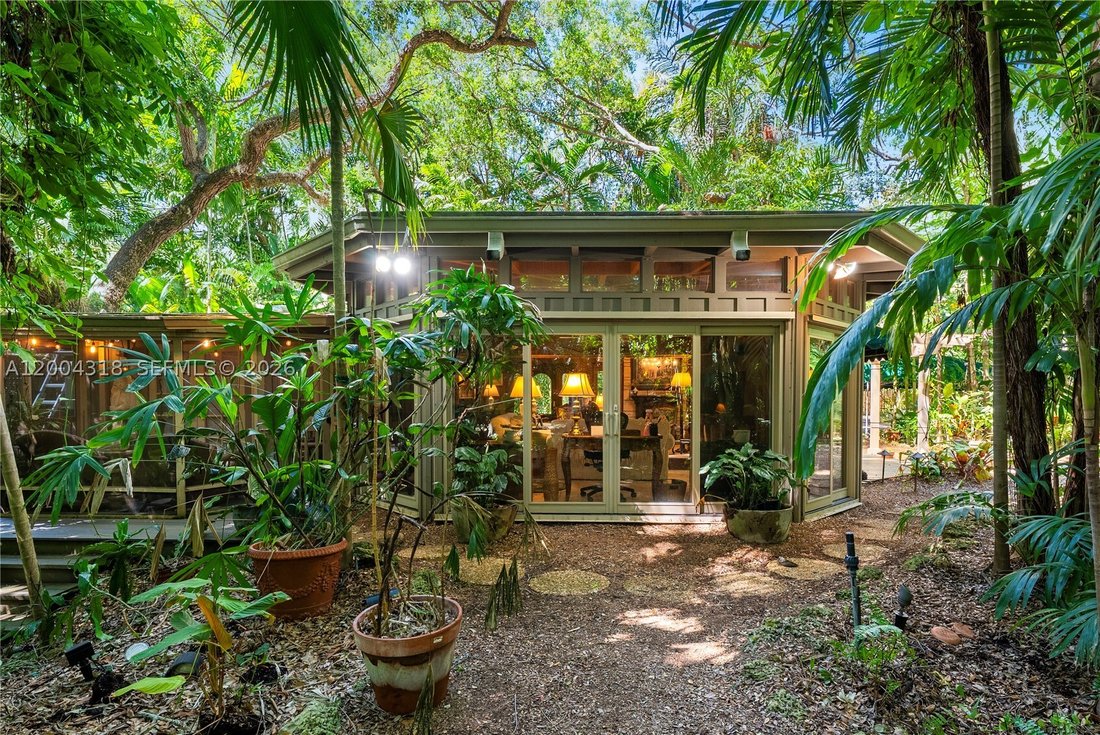 House in Miami, Florida, United States 5 - 17722553