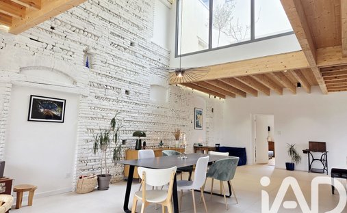 House in Le Village, Launaguet, France 1