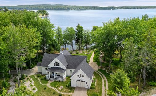 House in Stockton Springs, Maine, United States 1