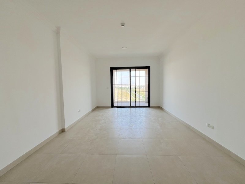 Apartment in Muhaisnah, Dubai, United Arab Emirates 2 - 18270251