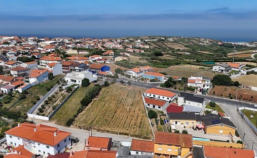 Land in Ribamar, Lisbon, Portugal 1