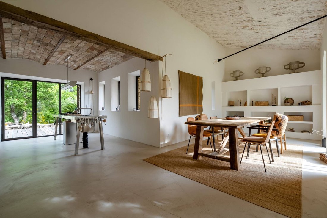 House in Gordes, Provence-Alpes-Côte d'Azur, France 5 - 18273975