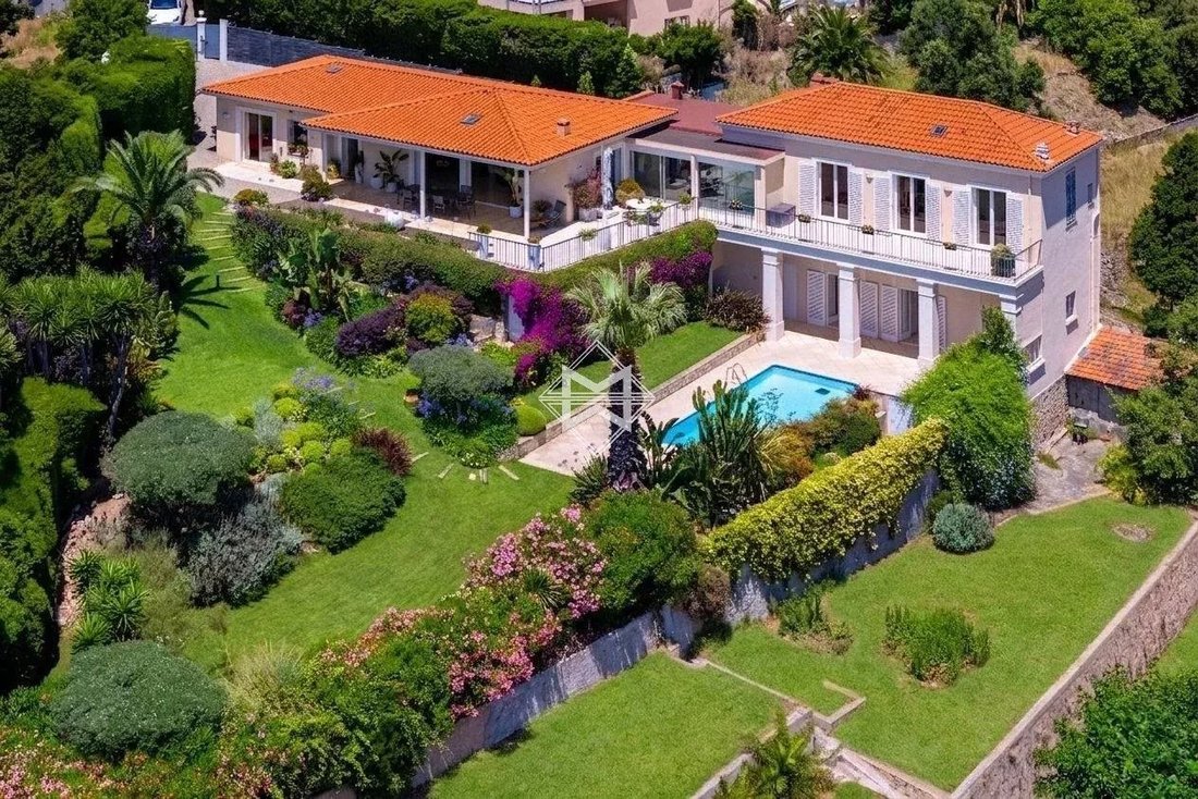 Villa in Cannes, Provence-Alpes-Côte d'Azur, France 3 - 18272044