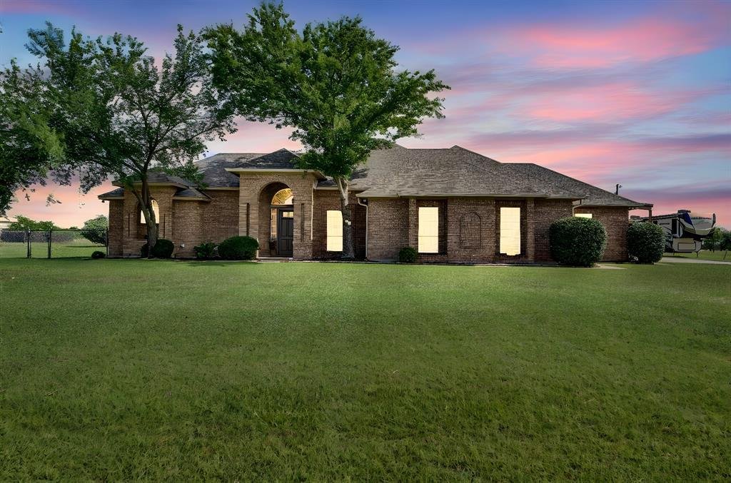 House in Midlothian, Texas, United States 3 - 18270945