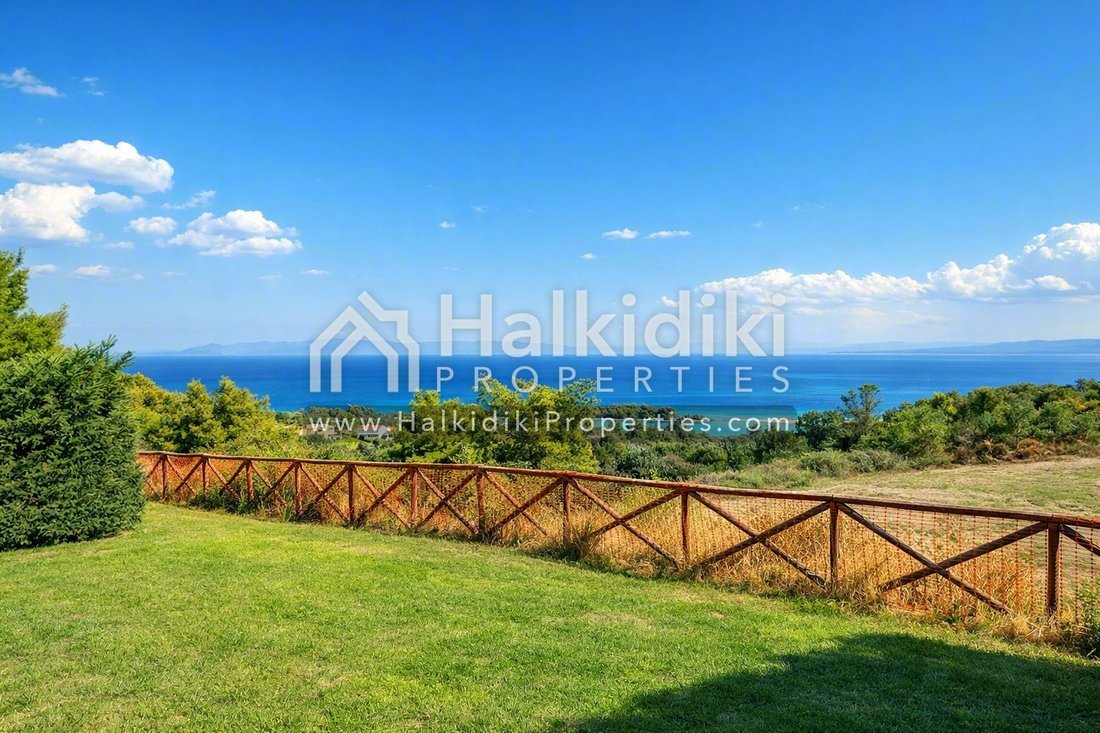 Villa in Pallini Municipal Unit, Macedonia and Thrace, Greece 1 - 11865001