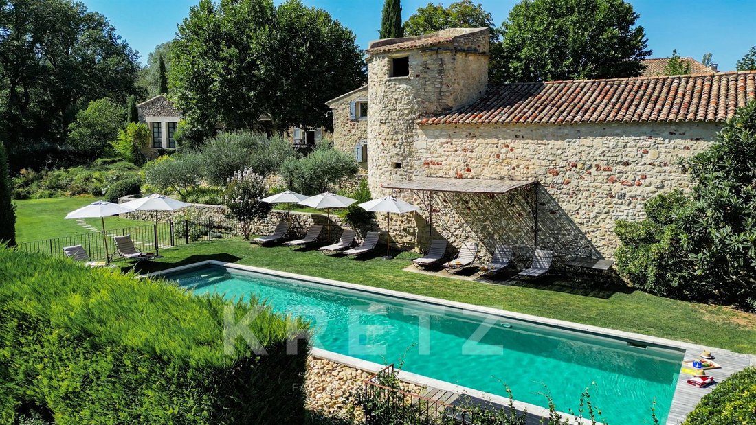 Country House in Goult, Provence-Alpes-Côte d'Azur, France 3 - 18275394