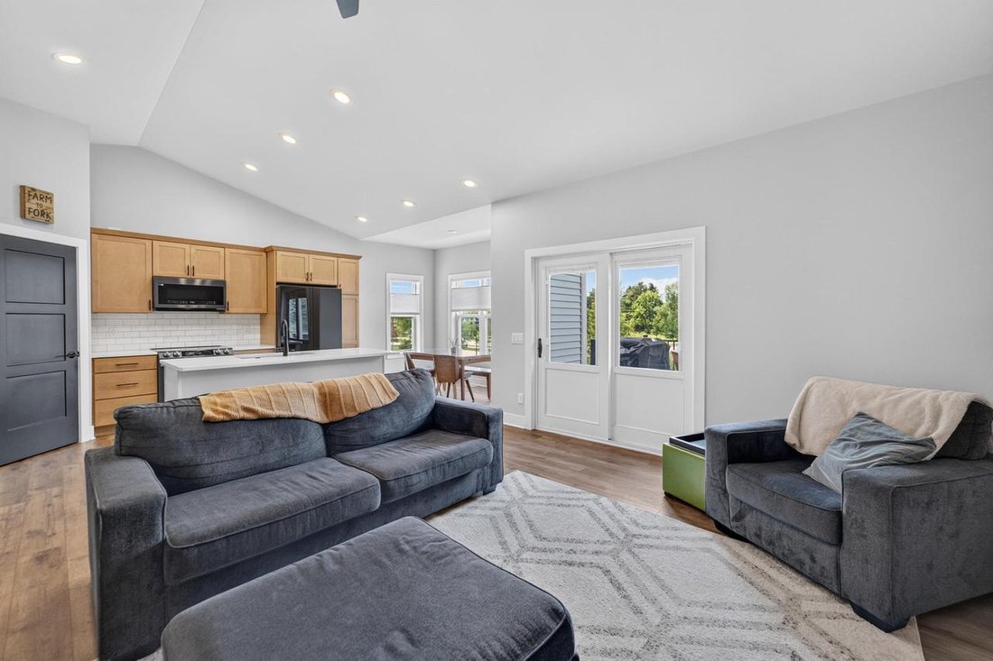 House in Waunakee, Wisconsin, United States 5 - 18270943
