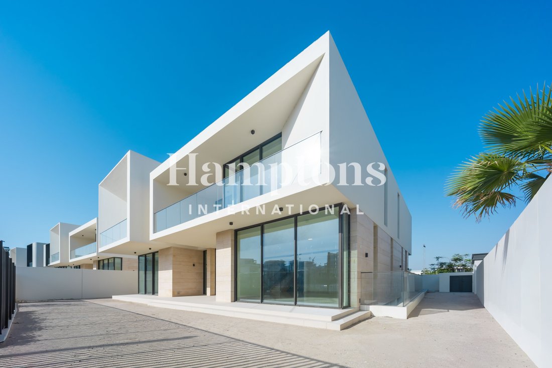 Villa in Hadaeq Sheikh Mohammed Bin Rashid, Dubai, United Arab Emirates 5 - 18270083
