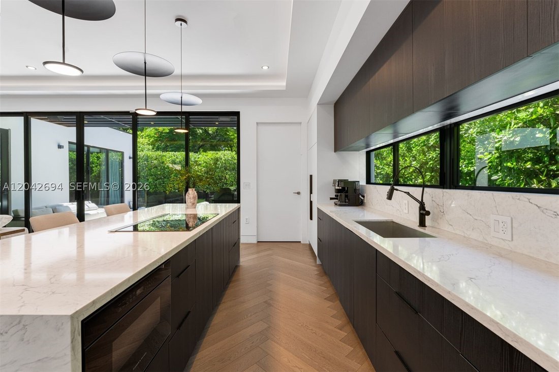 House in Miami, Florida, United States 5 - 18273733