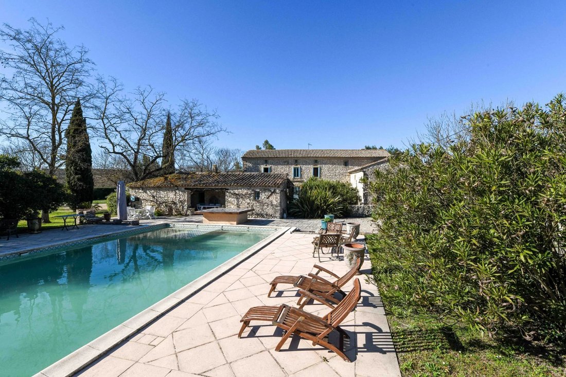 Estate in Uzès, Occitania, France 2 - 18270913