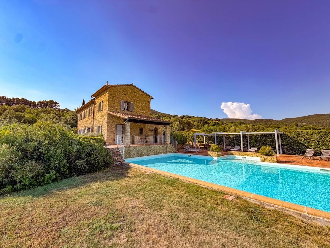 House in San Martino in Strada, Lombardy, Italy 3 - 18270683