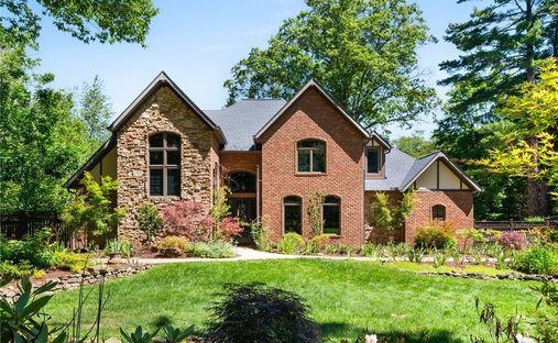 House in Akron, Ohio, United States 1