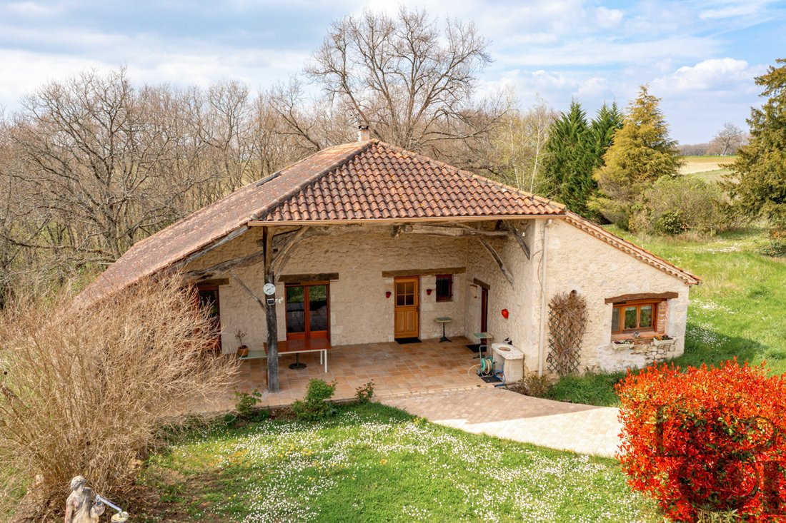 Villa a Hautefage-la-Tour, Nuova Aquitania, Francia 2 - 18272151