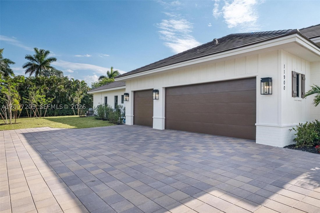House in Davie, Florida, United States 5 - 17836435