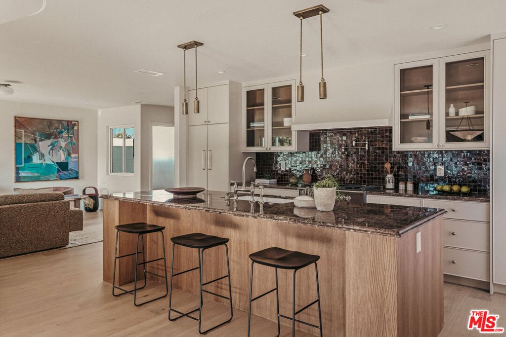 House in Los Angeles, California, United States 2 - 18273860