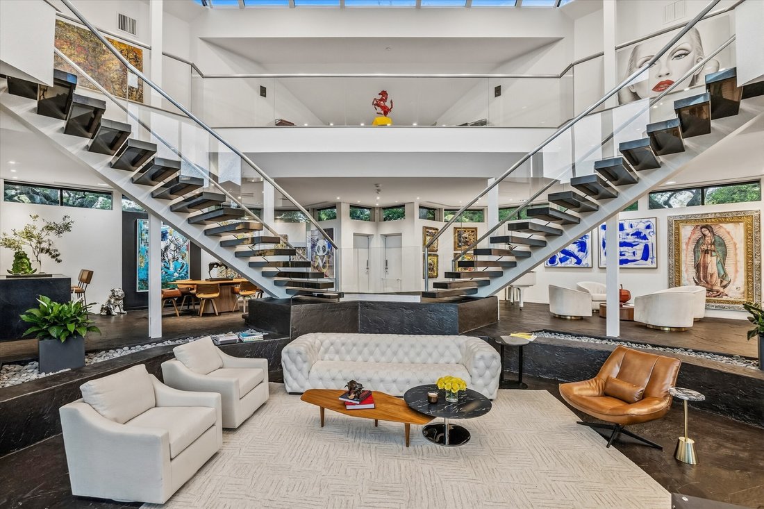 House in Houston, Texas, United States 4 - 17705918