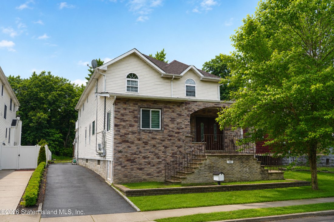 House in New York, New York, United States 2 - 18270608