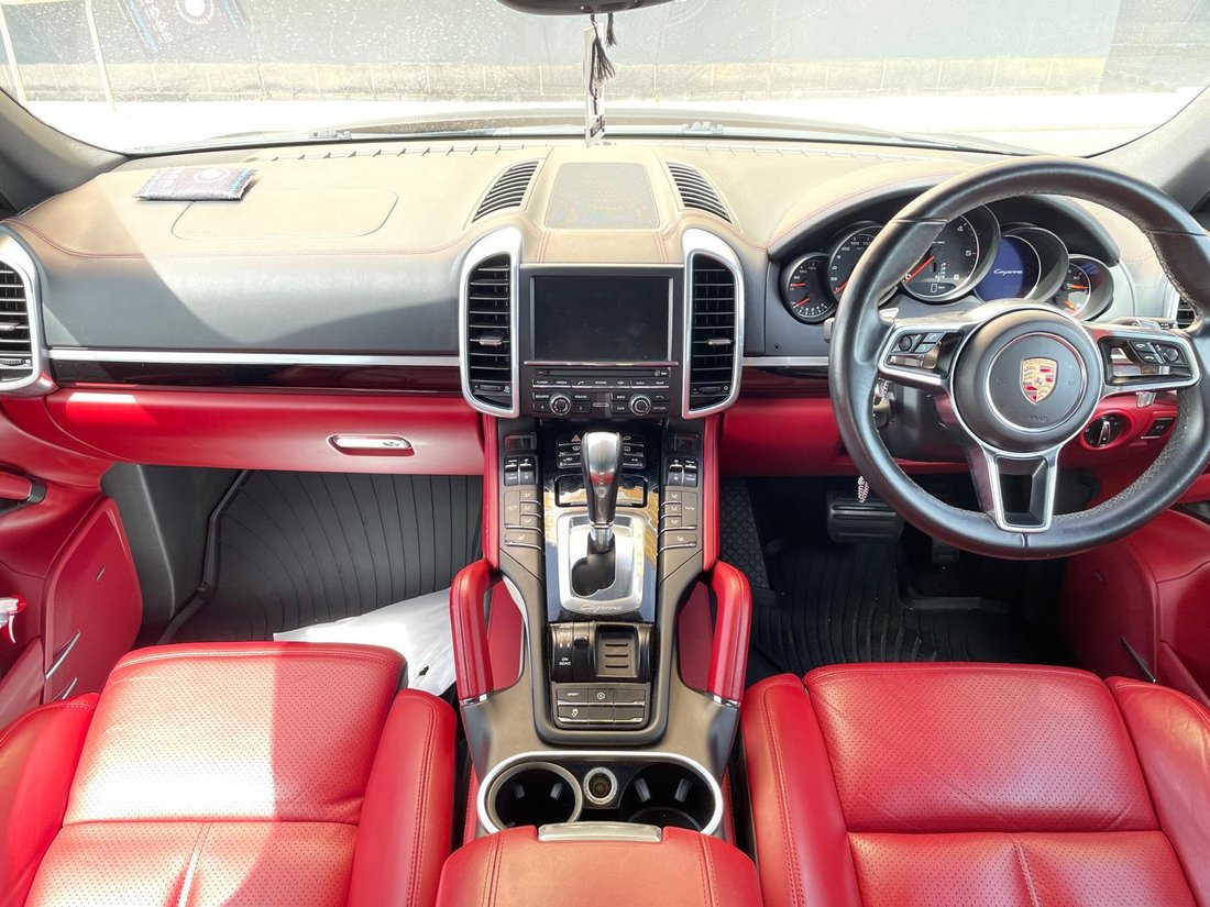 Suv in Derby, United Kingdom 2 - 18270369