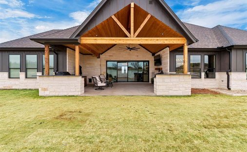 House in Godley, Texas, United States 1