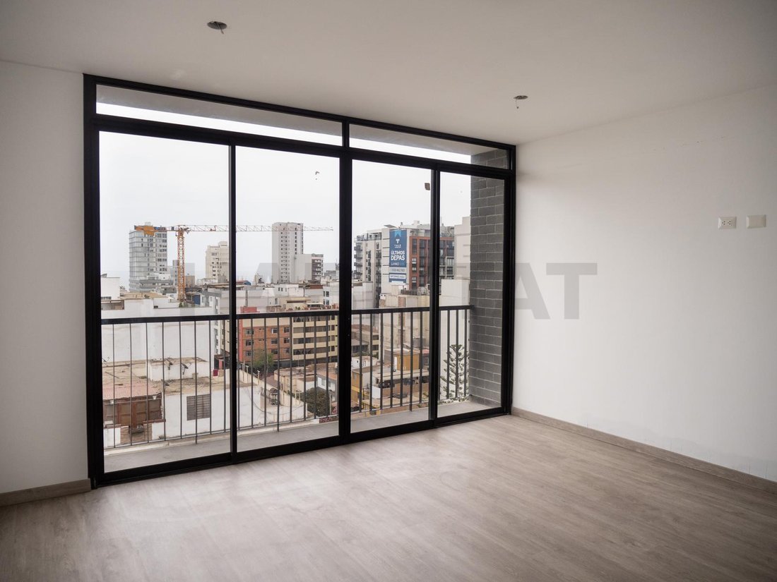 Apartment in Lima, Belarus 5 - 18272717