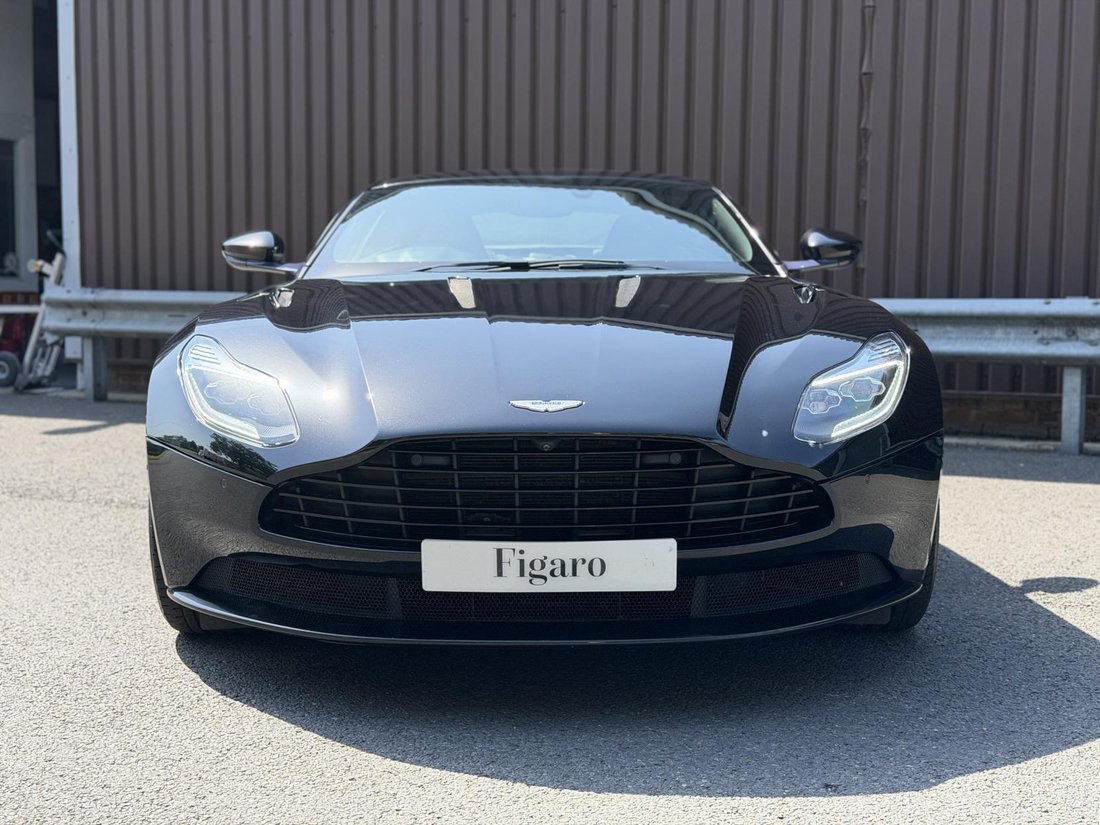 Coupe in Felbridge, United Kingdom 4 - 18270370