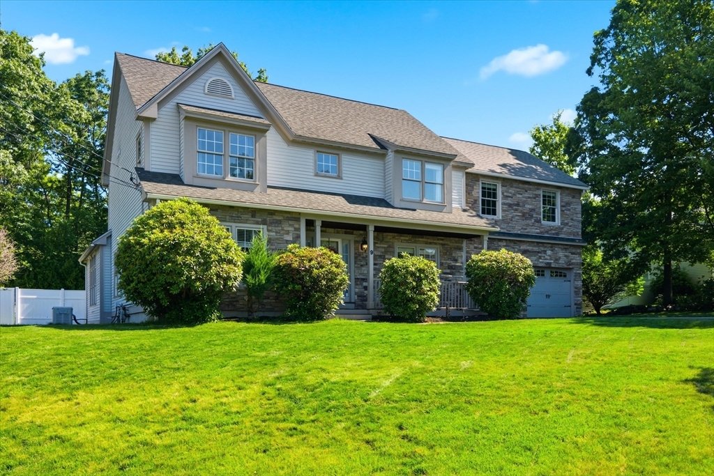 House in Manchester, New Hampshire, United States 1 - 18274733