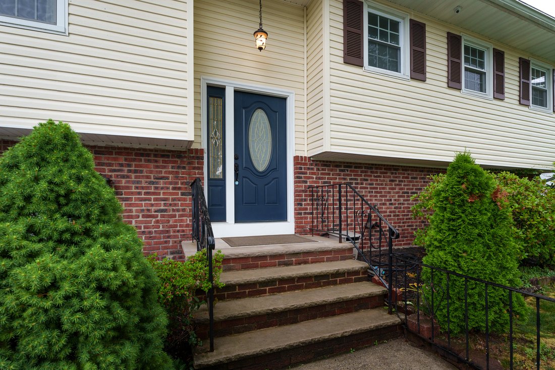 House in Metuchen, New Jersey, United States 2 - 18272405