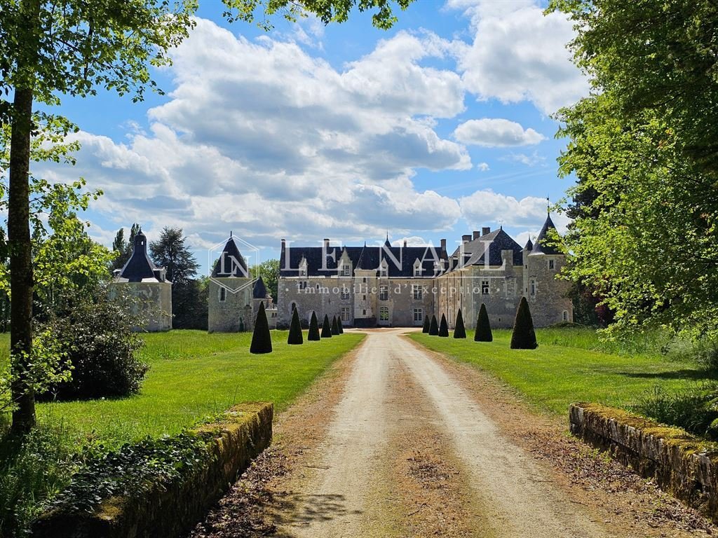 Castle in Bauge, Baugé-en-Anjou, France 3 - 18275591