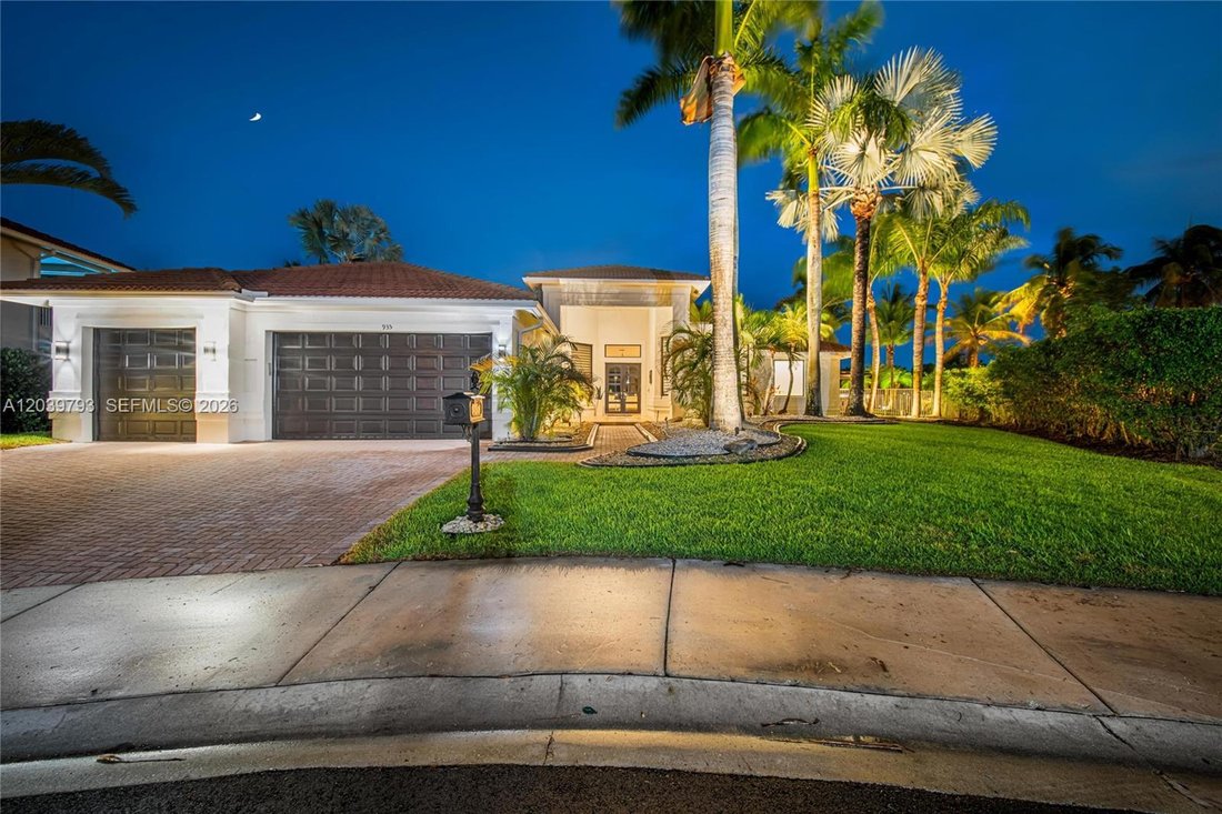 House in Weston, Florida, United States 3 - 18272693