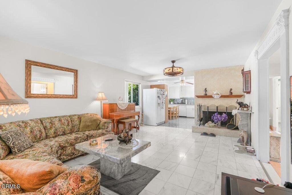 House in Thousand Oaks, California, United States 4 - 18252975