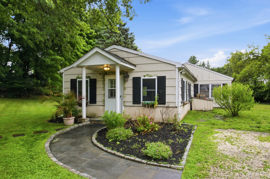 House in Stamford, Connecticut, United States 5 - 18272701
