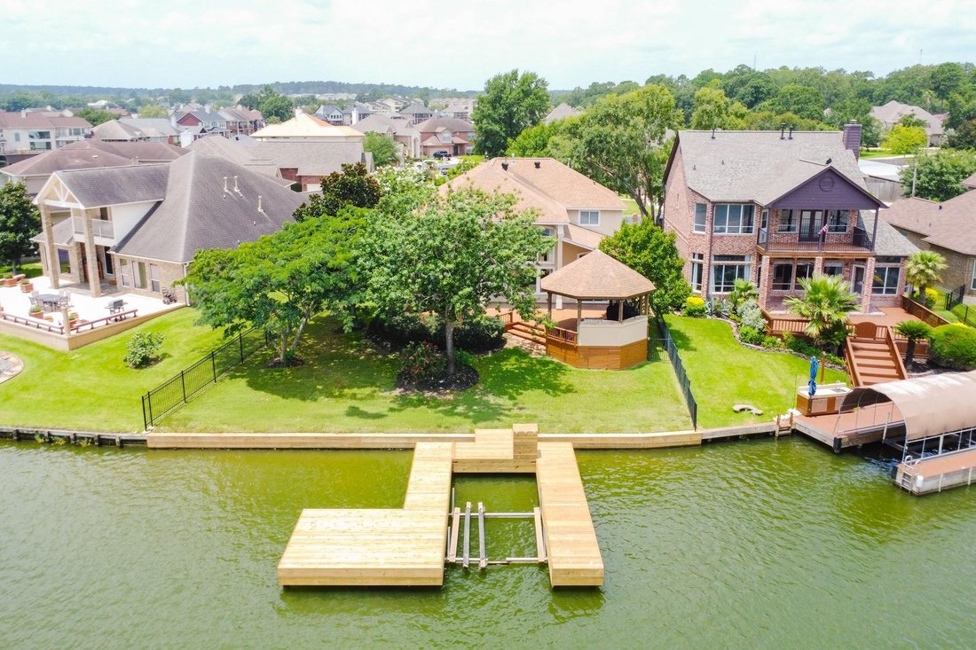 House in Montgomery, Texas, United States 1 - 16997857